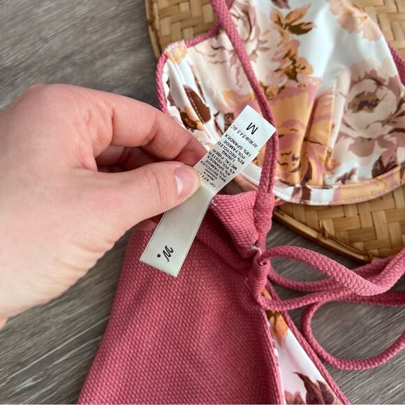Nwt maaji salmonberry dainty underwire bikini set reversible women’s M /‎ S - Picture 5 of 8